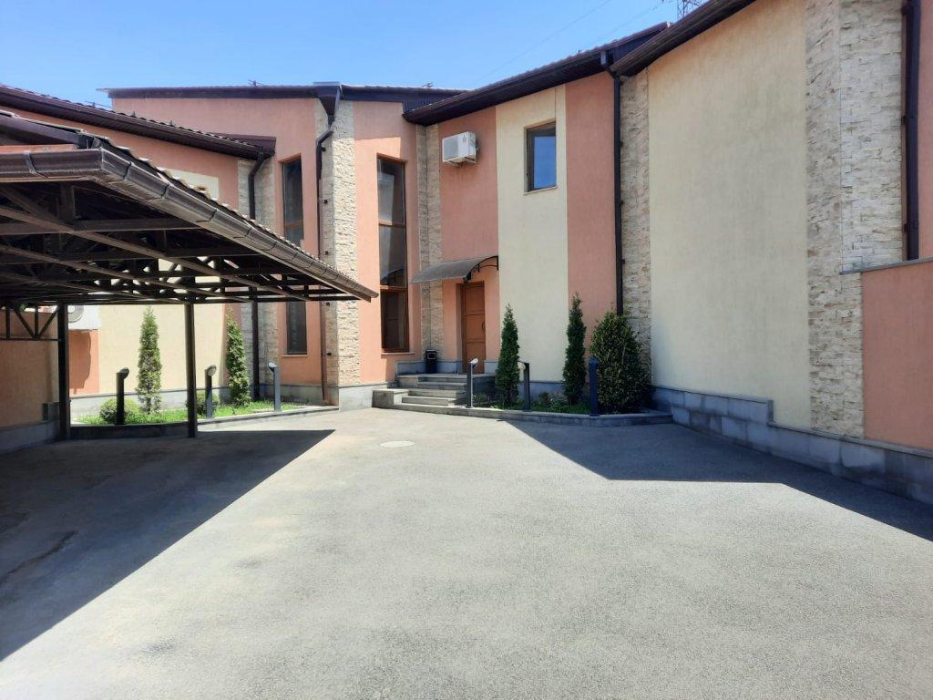 La Defense Hotel Yerevan Exterior foto